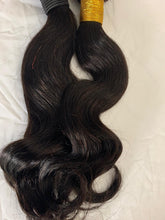 Load image into Gallery viewer, Vietnamese Wavy Hair Bundles Promo
